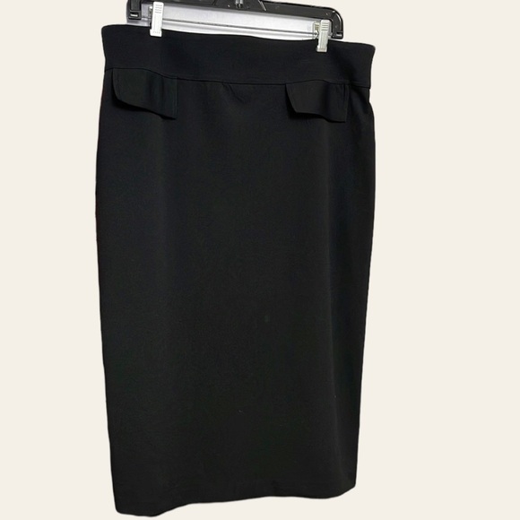 M & J Collection Black Straight Pencil Skirt Women's L Zipper in the Back - Picture 1 of 9